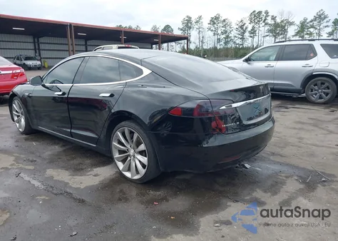 2016 Tesla Model S 60/70/75/85 из США, поврежденный, VIN 5YJSA1E15GF151666